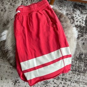 Label of Graded Goods by H&M shorts